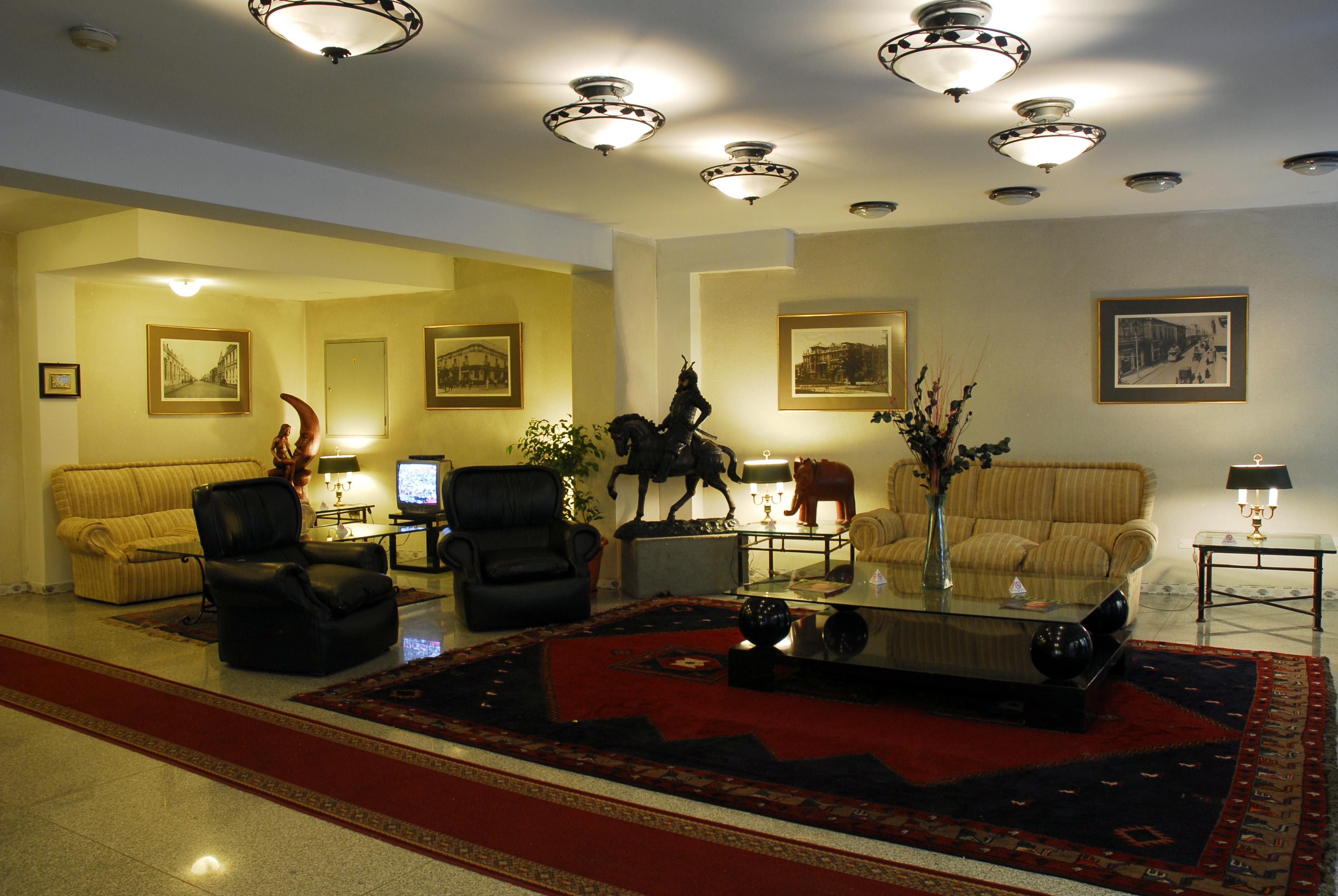 Windsor Suites Hotel
