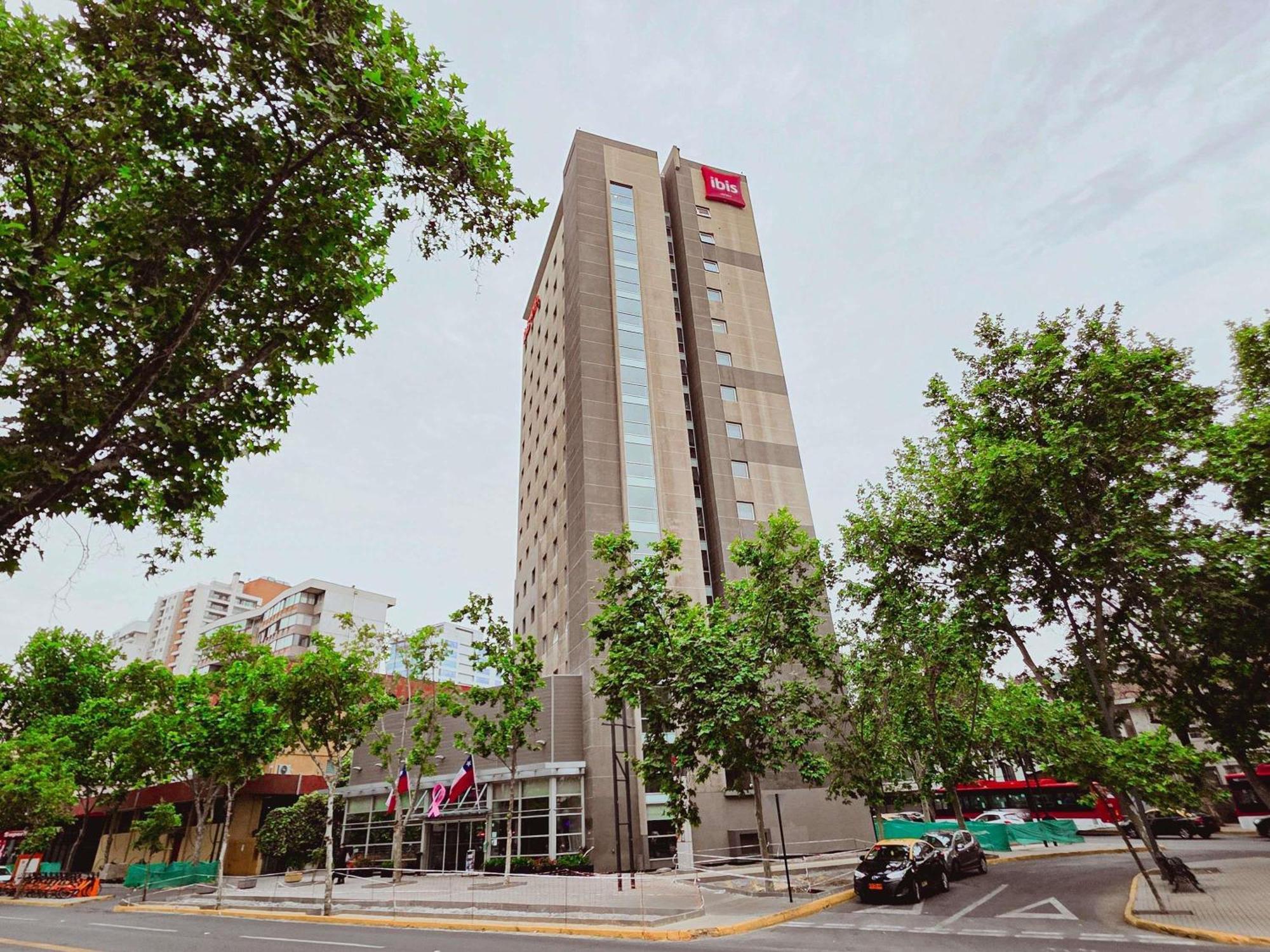 Ibis Santiago Providencia